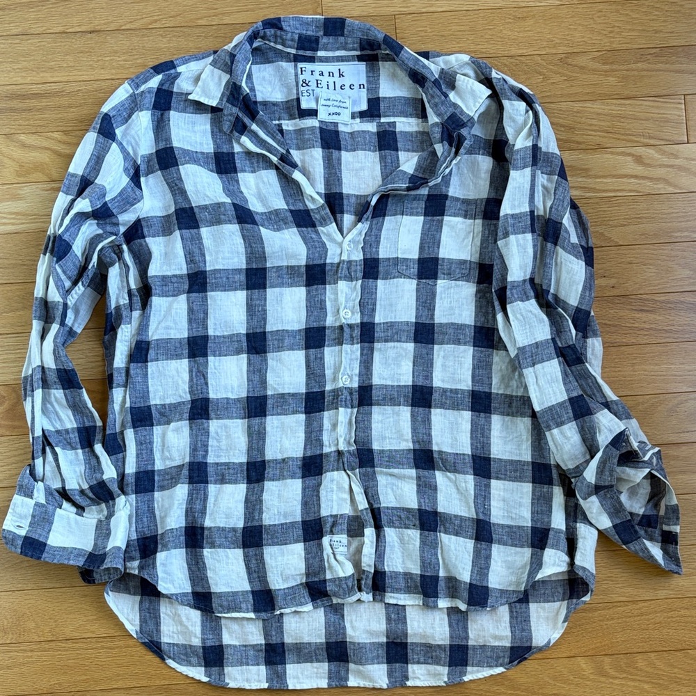 Frank & Eileen 100% linen Navy checkered Shirt